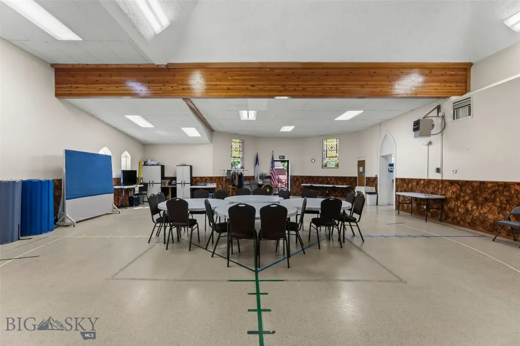 236 S 3rd Street Livingston MT 59047