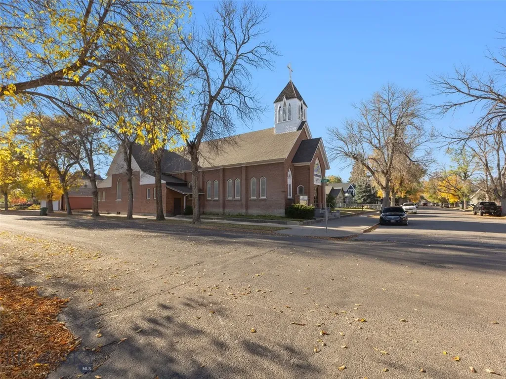 236 S 3rd Street Livingston MT 59047