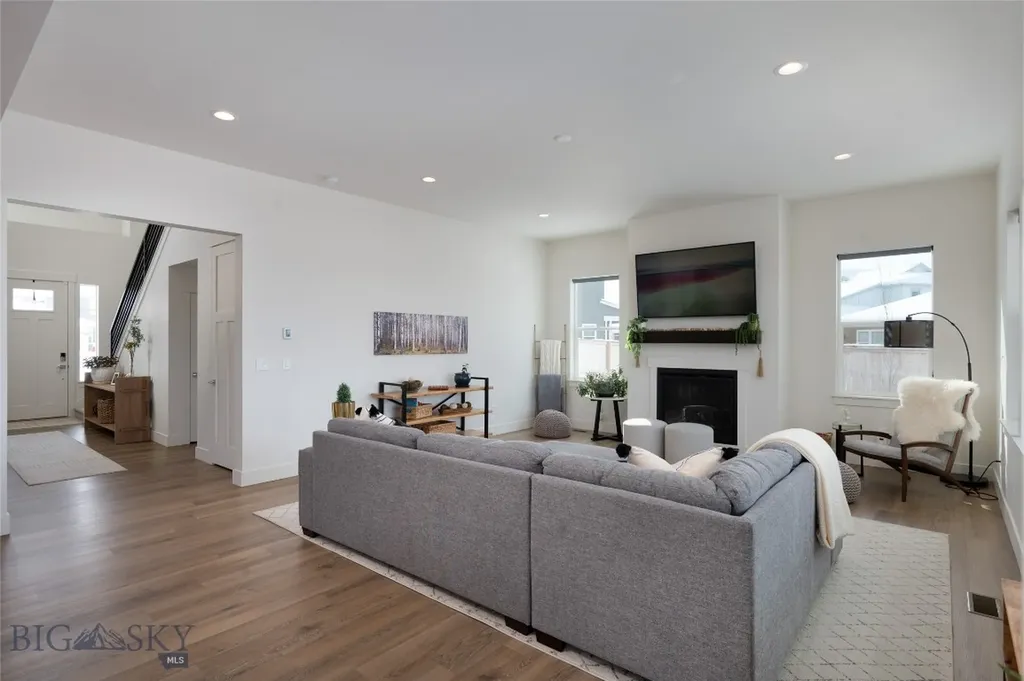 1605 Wyatt Earp Court Belgrade MT 59714