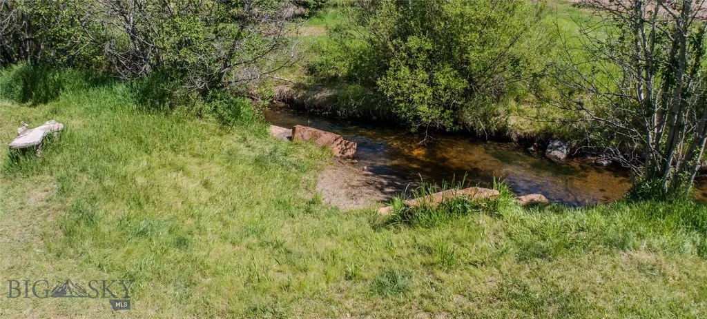 218 Lump Gulch Road Clancy MT 59634