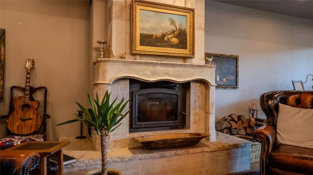 218 Lump Gulch Road Clancy MT 59634