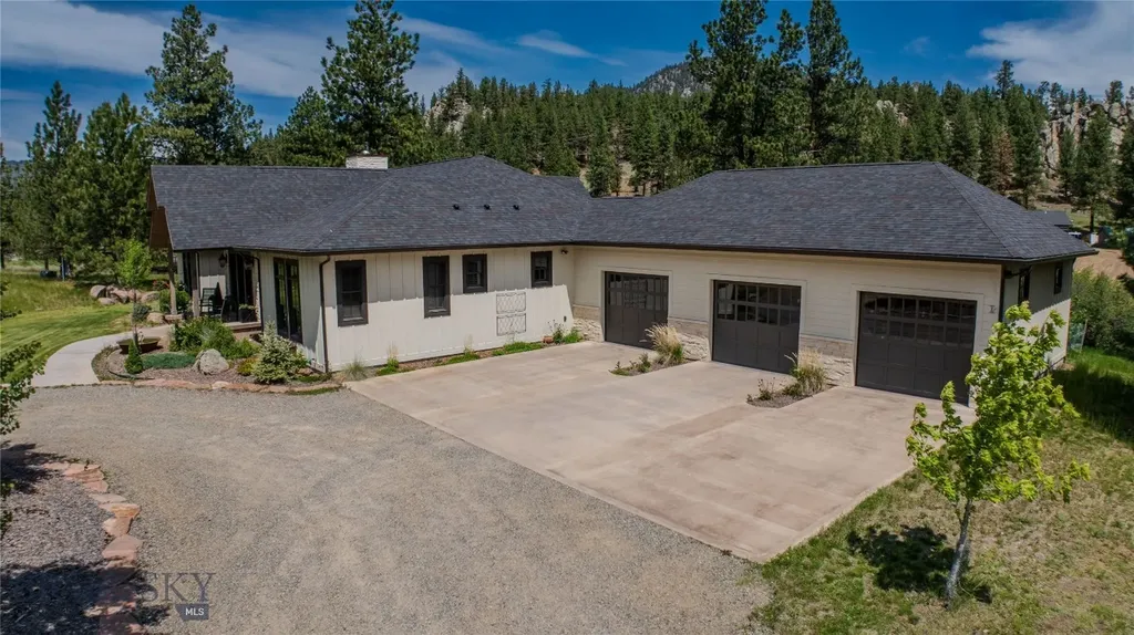 218 Lump Gulch Road Clancy MT 59634