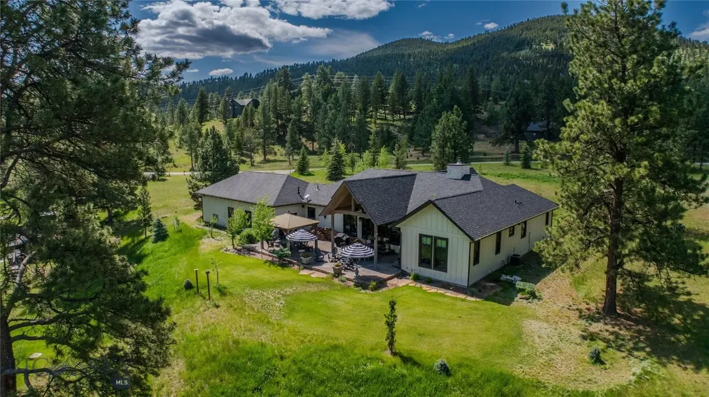 218 Lump Gulch Road Clancy MT 59634