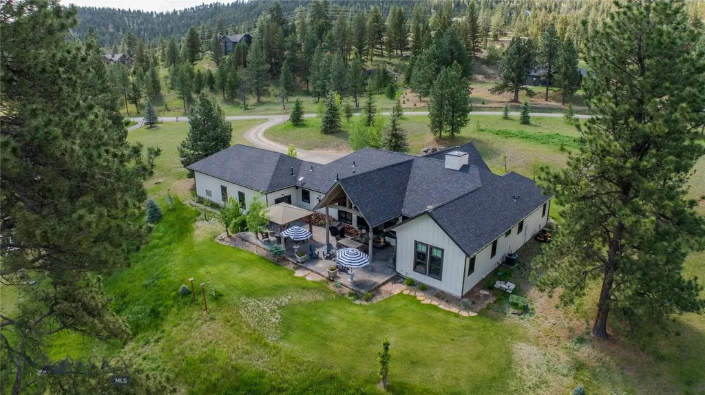 218 Lump Gulch Road Clancy MT 59634