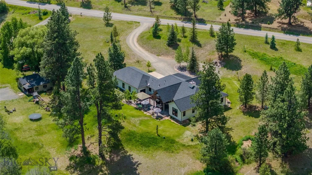 218 Lump Gulch Road Clancy MT 59634