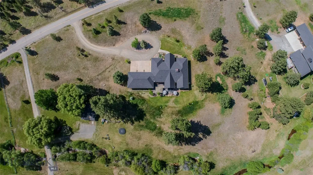218 Lump Gulch Road Clancy MT 59634