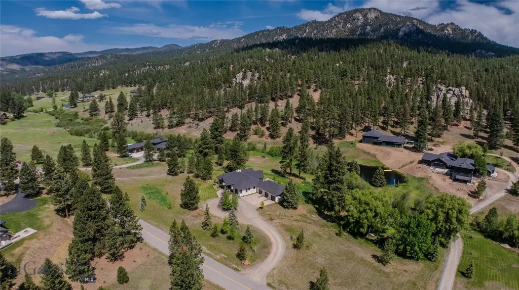 218 Lump Gulch Road Clancy MT 59634
