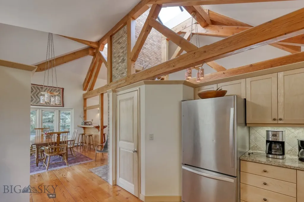 2780 Bobtail Horse Road Big Sky MT 59716