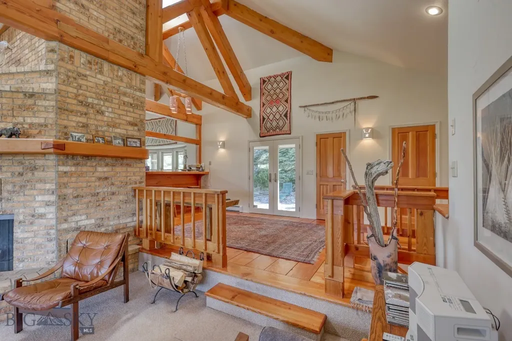 2780 Bobtail Horse Road Big Sky MT 59716