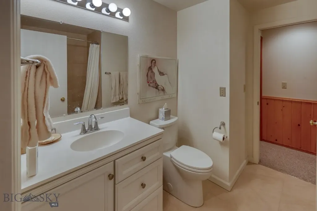 2780 Bobtail Horse Road Big Sky MT 59716
