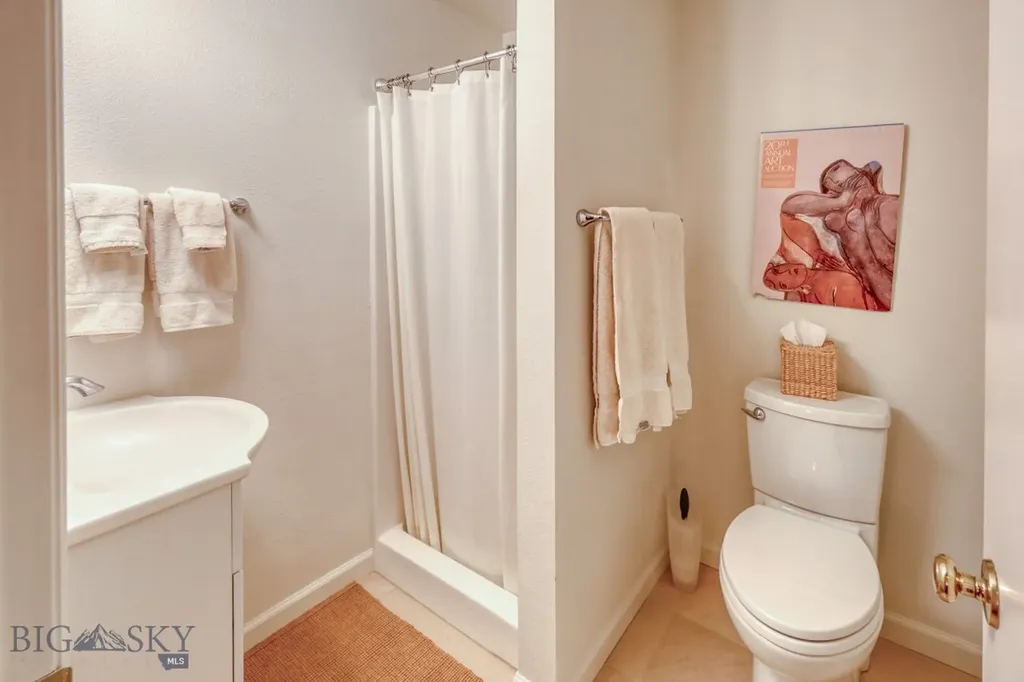 2780 Bobtail Horse Road Big Sky MT 59716
