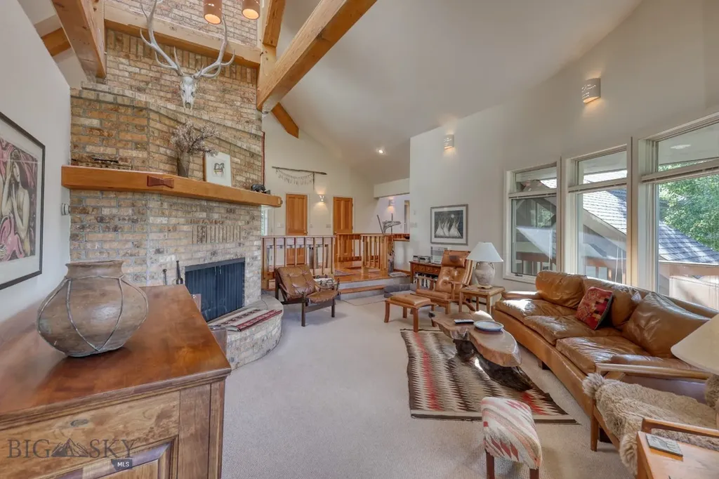 2780 Bobtail Horse Road Big Sky MT 59716