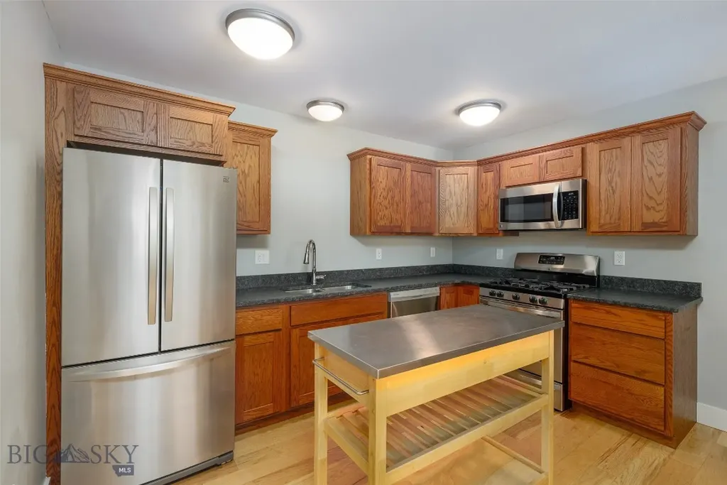 2926 Warbler Way Bozeman MT 59718
