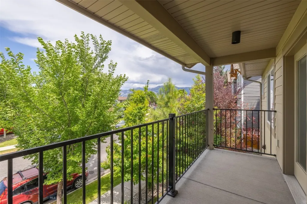 2926 Warbler Way Bozeman MT 59718