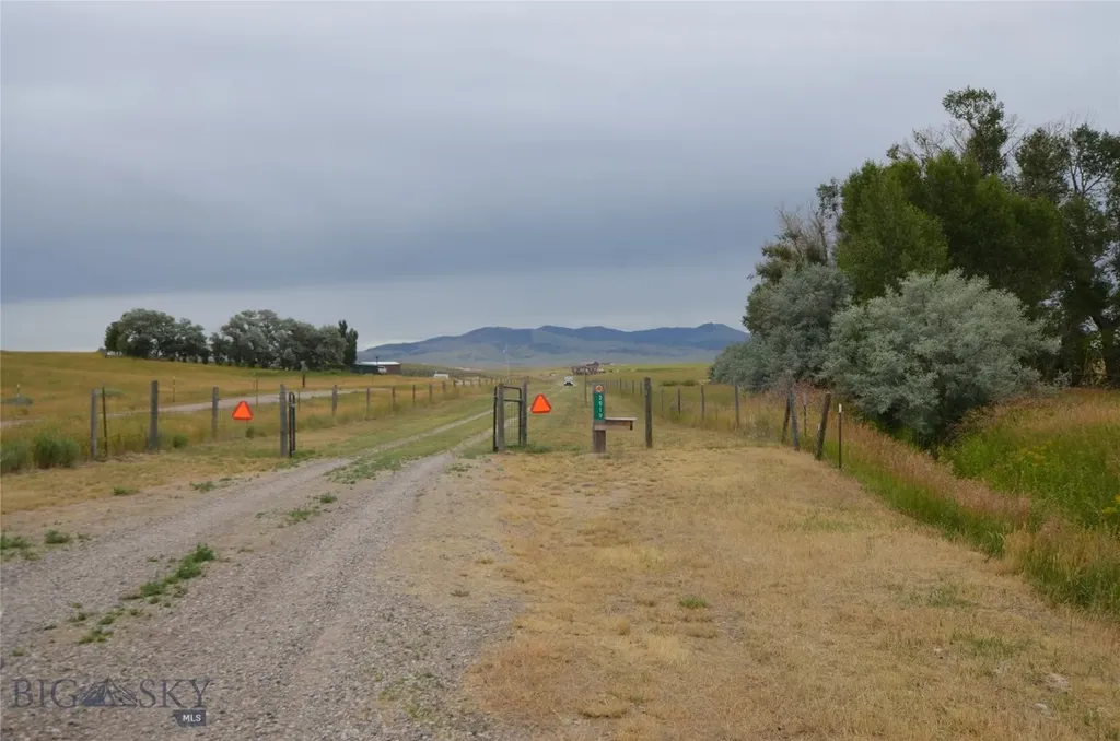 3919 Blacktail Road Dillon MT 59725