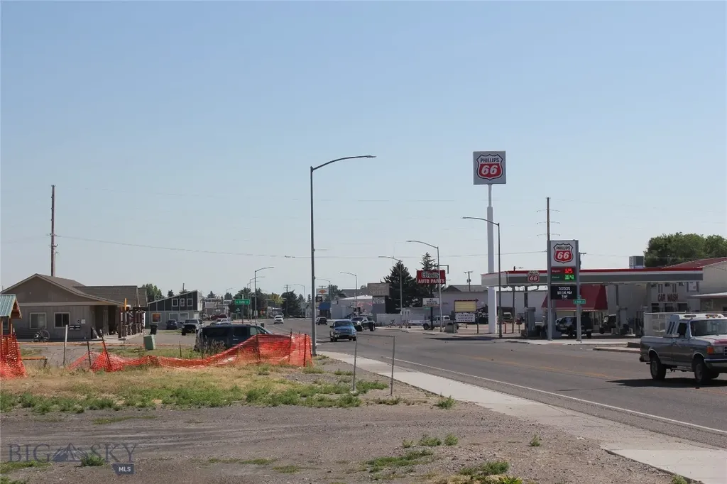 343 N Montana Dillon MT 59725