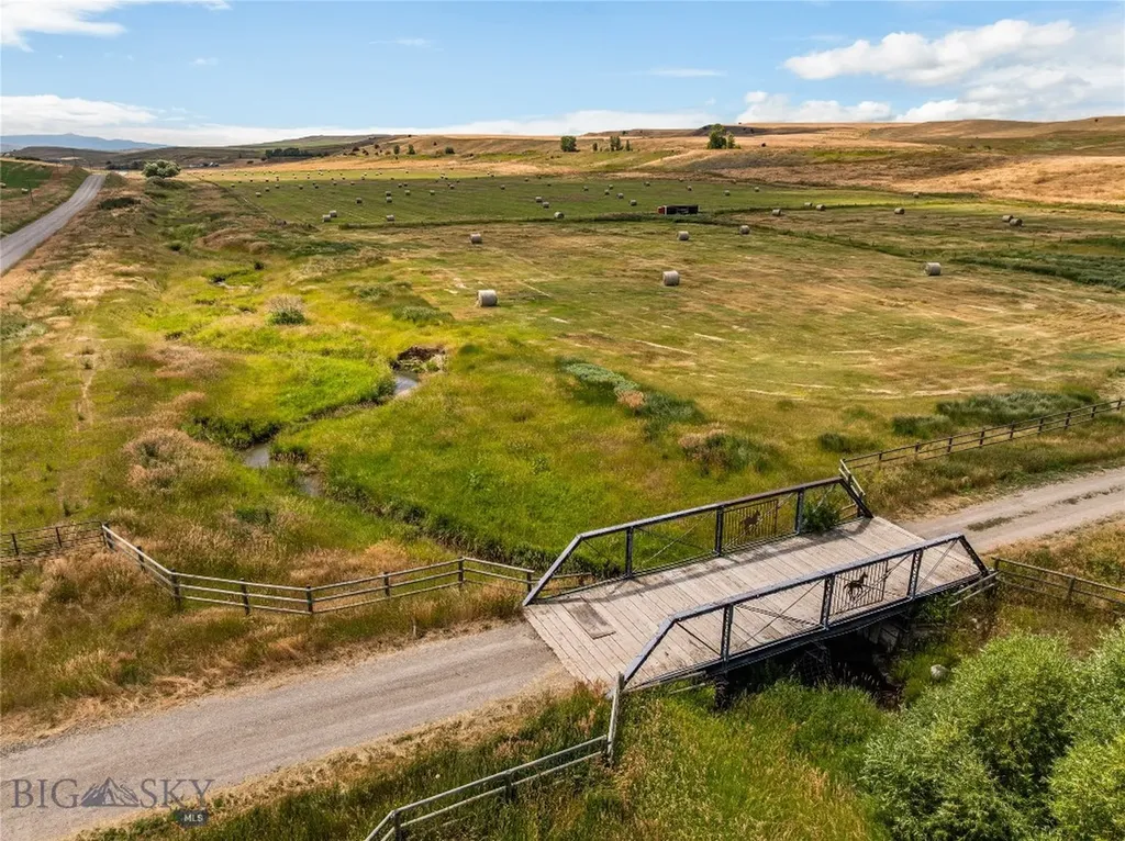 8555 Camp Creek Road Manhattan MT 59741