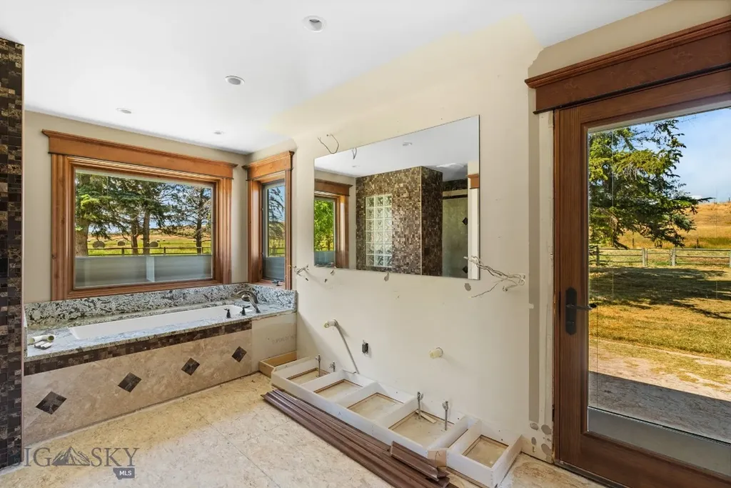 8555 Camp Creek Road Manhattan MT 59741