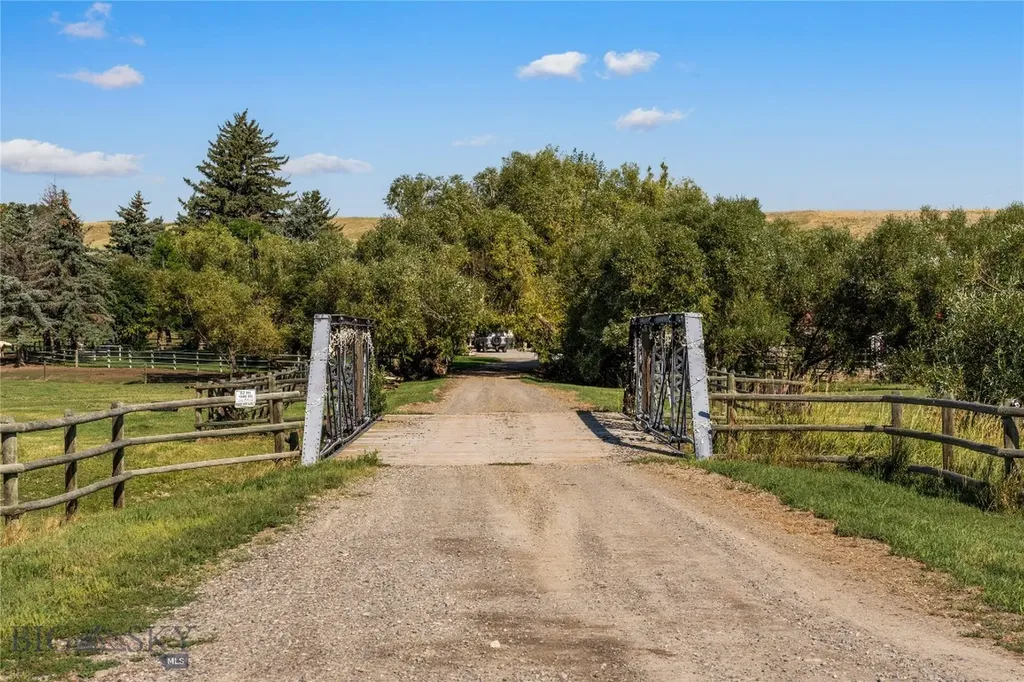 8555 Camp Creek Road Manhattan MT 59741