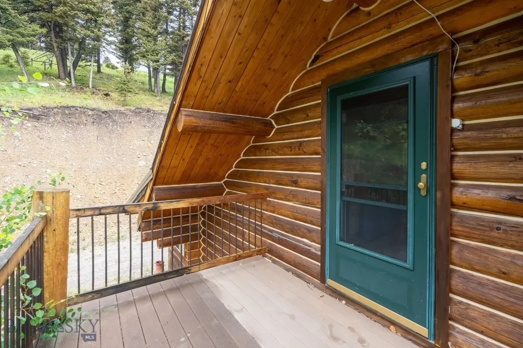 4 Pine Hill Drive White Sulphur Springs MT 59645