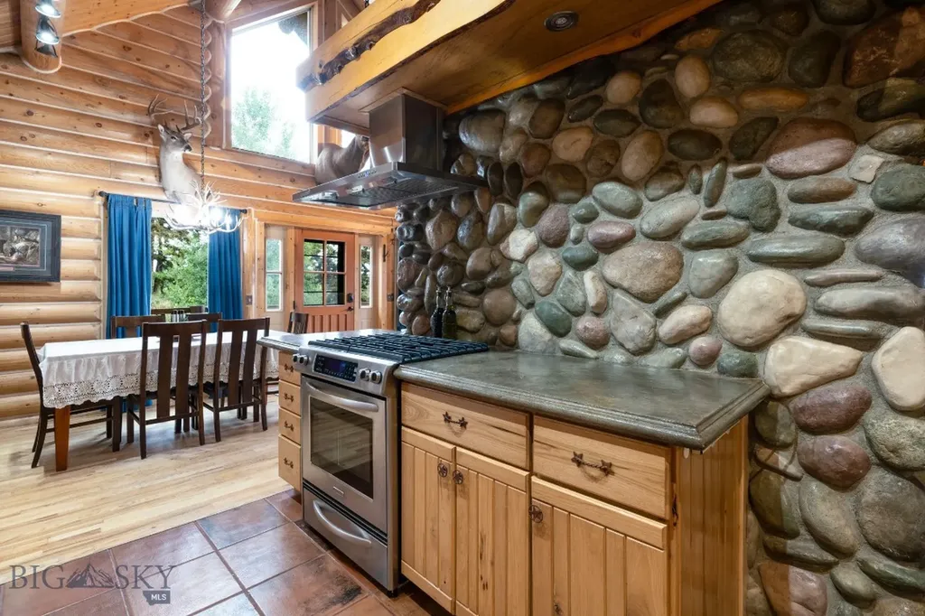 4 Pine Hill Drive White Sulphur Springs MT 59645