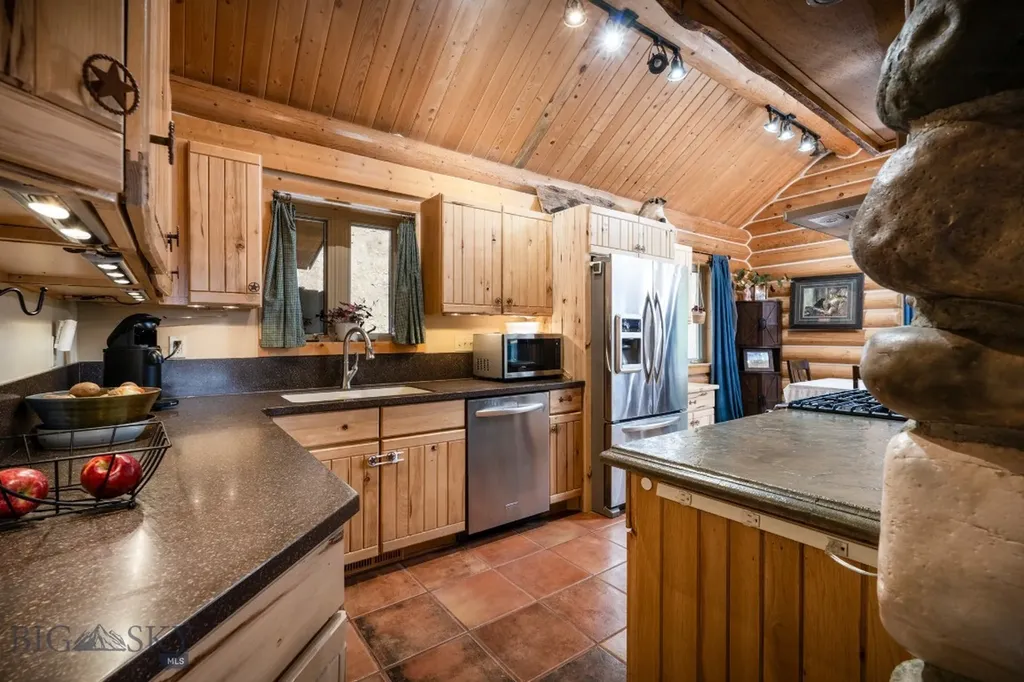 4 Pine Hill Drive White Sulphur Springs MT 59645