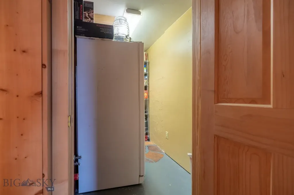 4 Pine Hill Drive White Sulphur Springs MT 59645