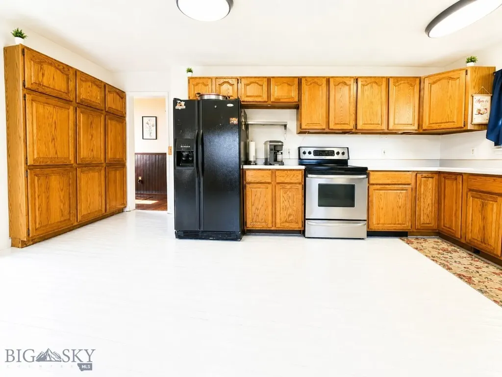 210 S Central Avenue White Sulphur Springs MT 59645