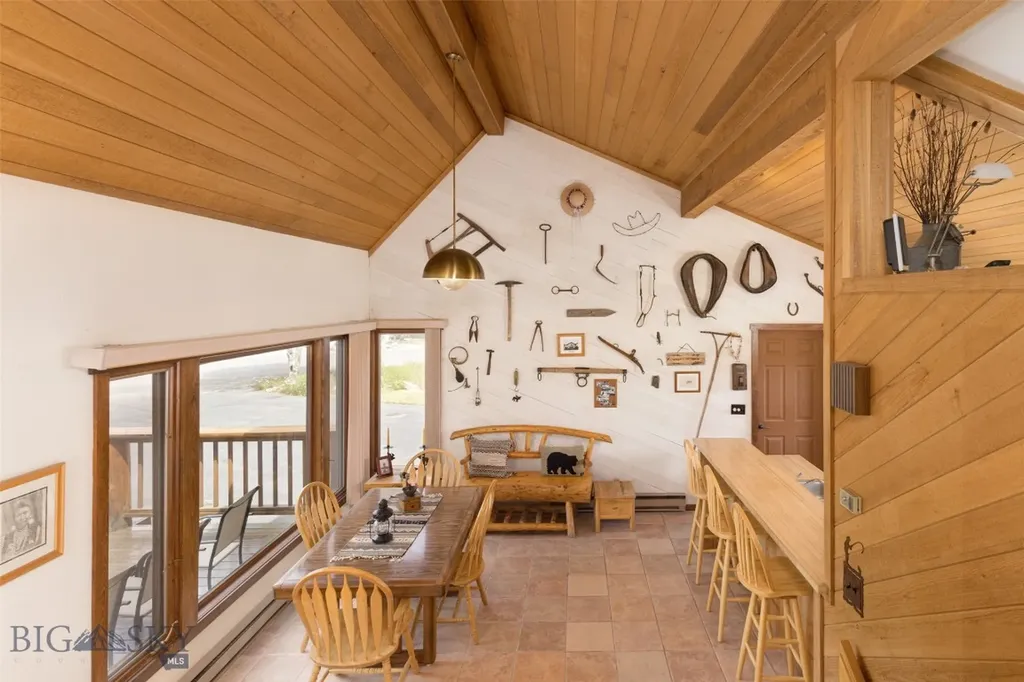 2120 Yellowtail Big Sky MT 59716