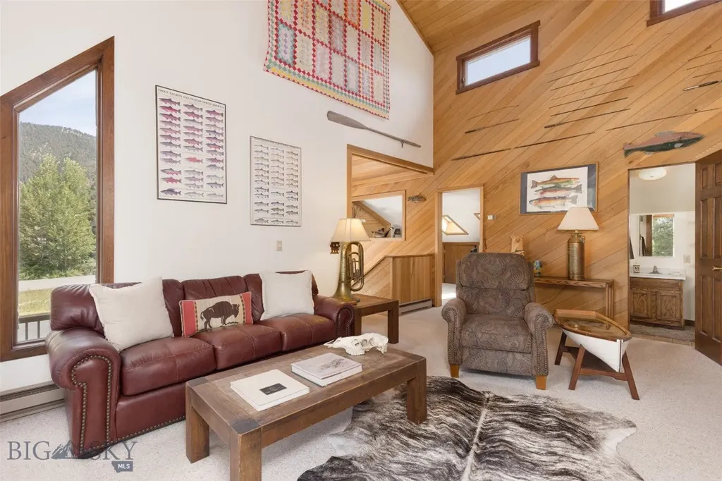 2120 Yellowtail Big Sky MT 59716