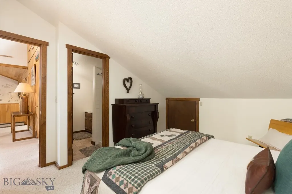 2120 Yellowtail Big Sky MT 59716