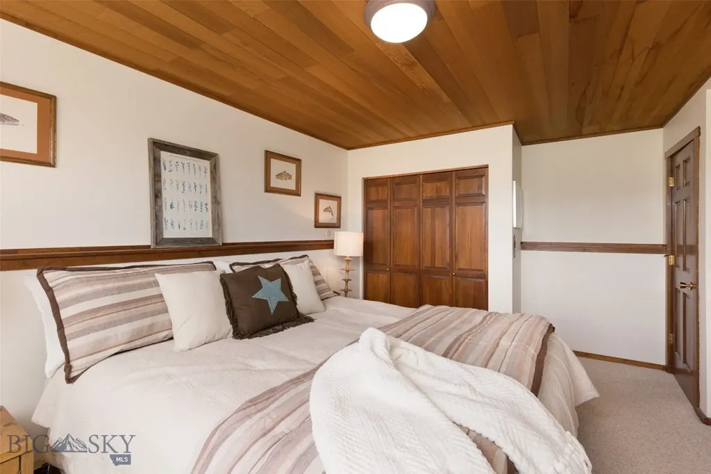 2120 Yellowtail Big Sky MT 59716
