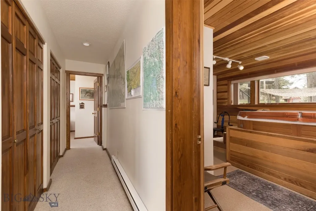 2120 Yellowtail Big Sky MT 59716