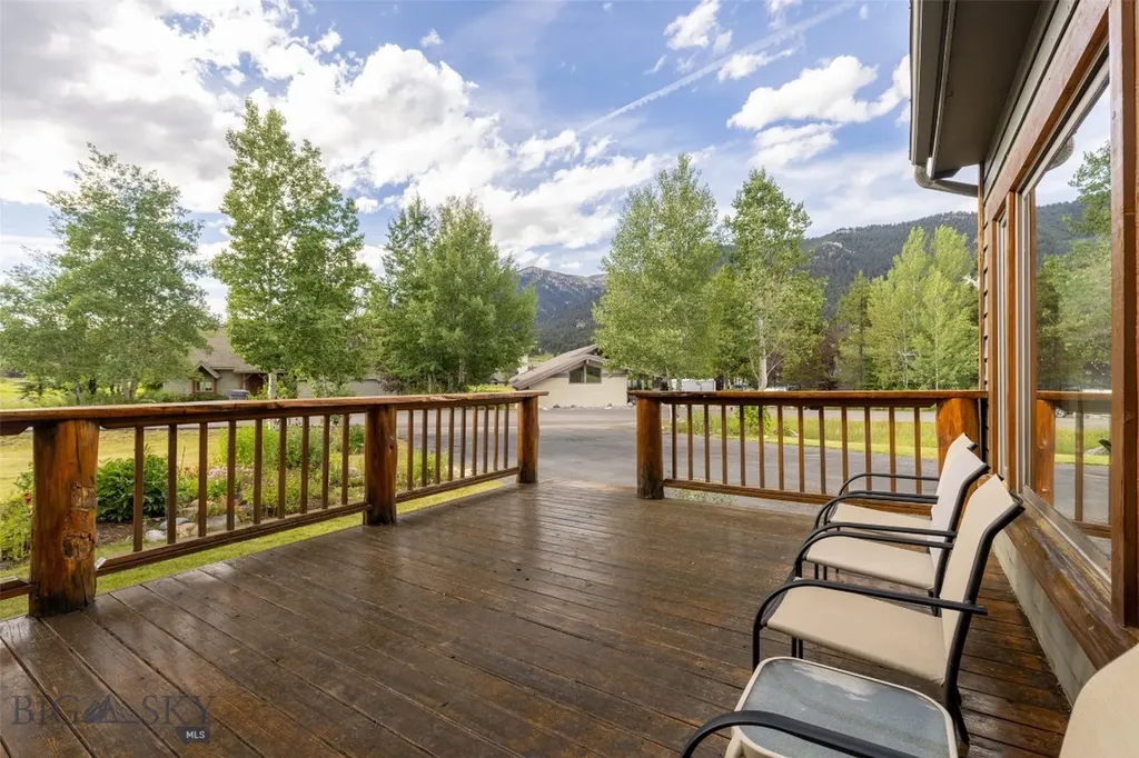 2120 Yellowtail Big Sky MT 59716