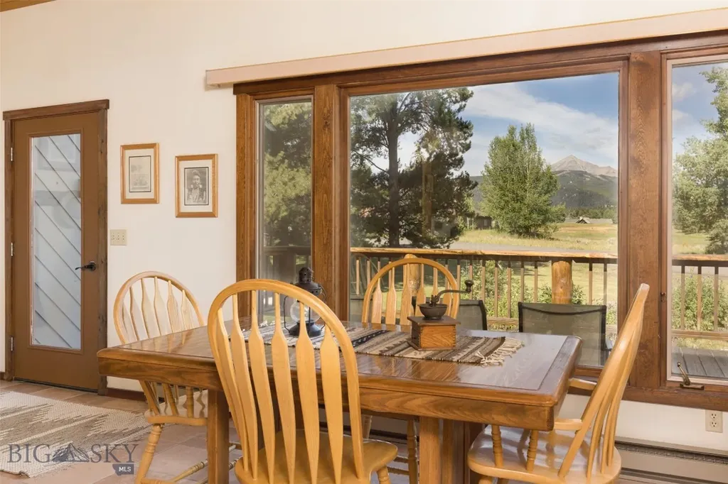 2120 Yellowtail Big Sky MT 59716