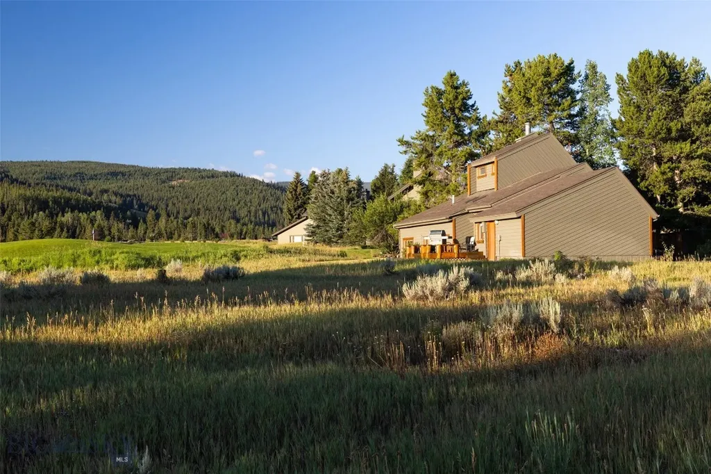 2120 Yellowtail Big Sky MT 59716