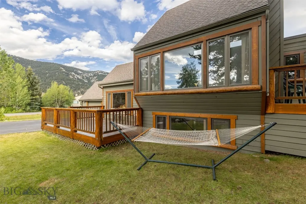 2120 Yellowtail Big Sky MT 59716