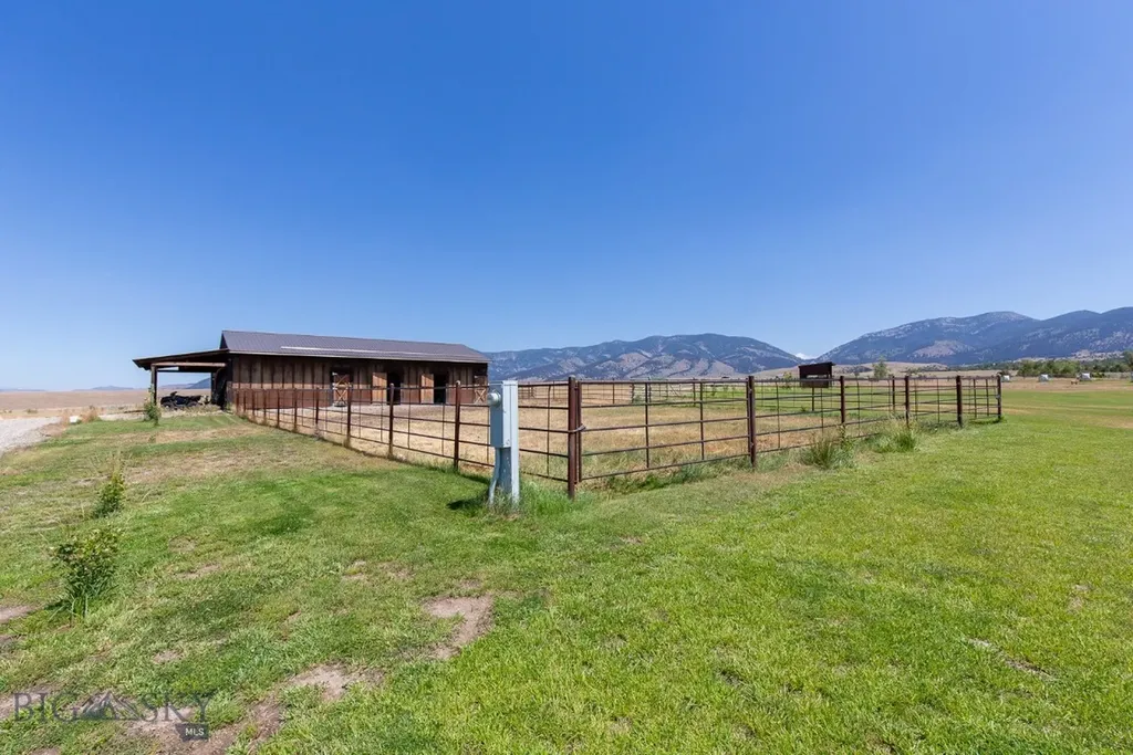 13920 Theisen Road Belgrade MT 59714
