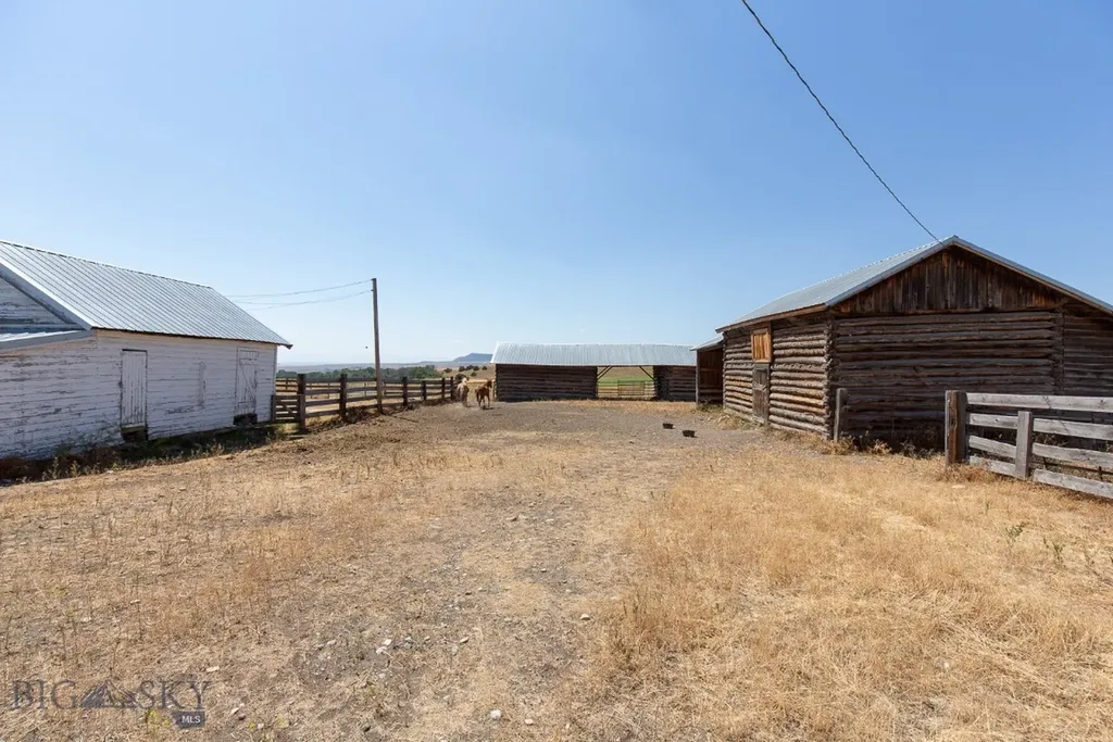 13920 Theisen Road Belgrade MT 59714