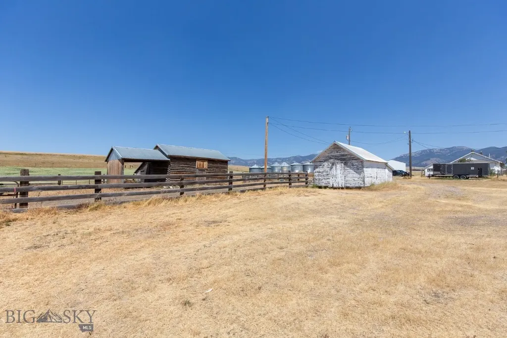 13920 Theisen Road Belgrade MT 59714