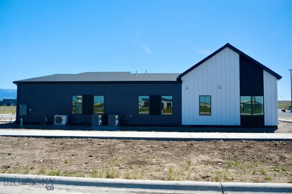 102 Wandering Way Belgrade MT 59714