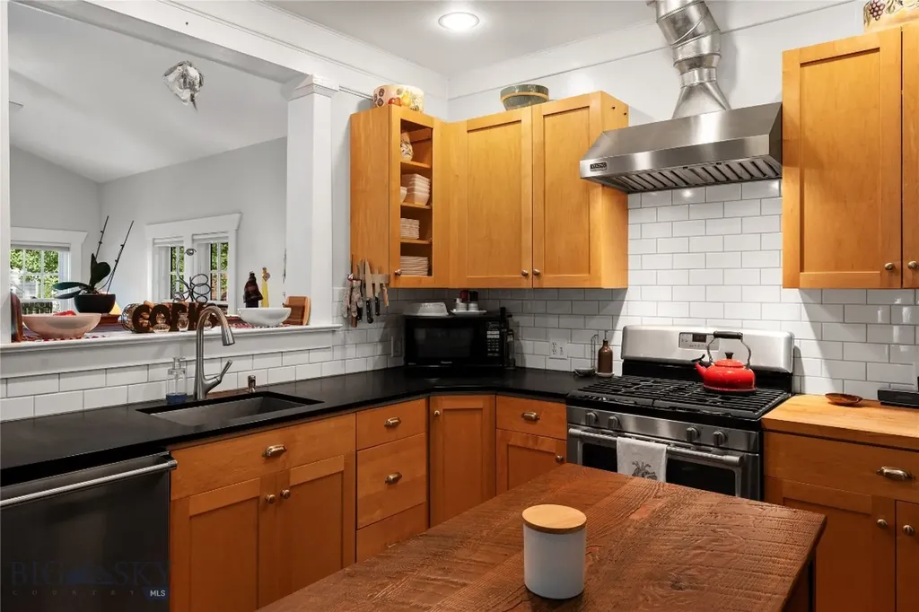 607 S 7th Avenue Bozeman MT 59715