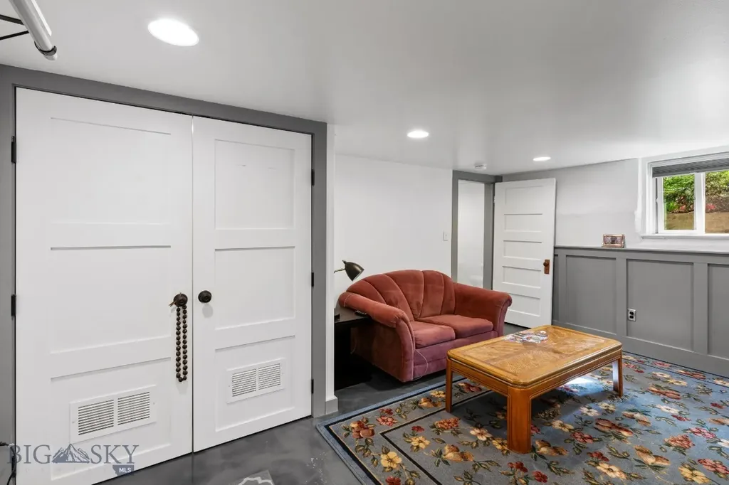 607 S 7th Avenue Bozeman MT 59715