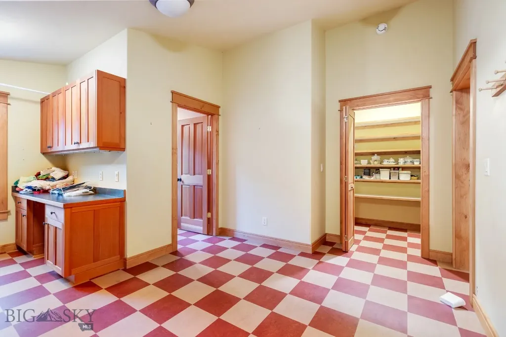 4314 E Graf Street Bozeman MT 59715