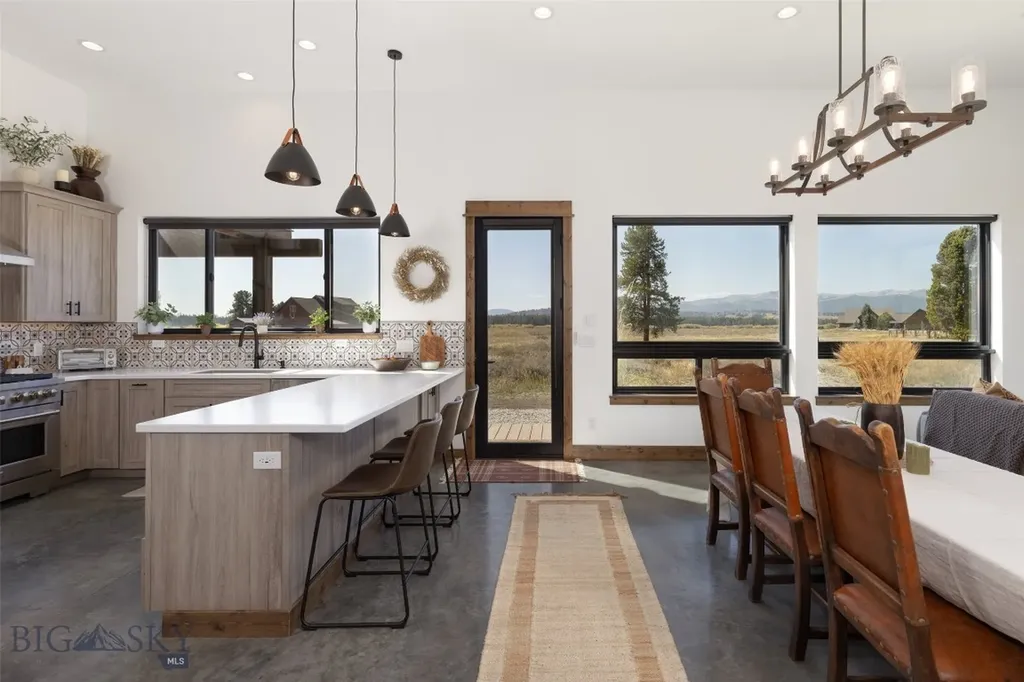 399 Egret Drive West Yellowstone MT 59758