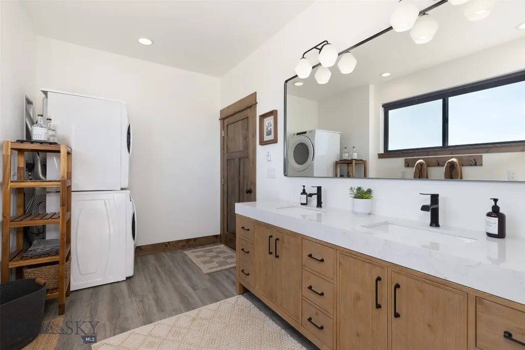 399 Egret Drive West Yellowstone MT 59758