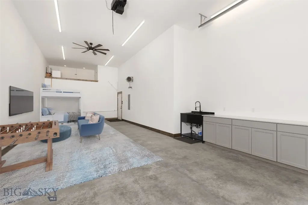 399 Egret Drive West Yellowstone MT 59758