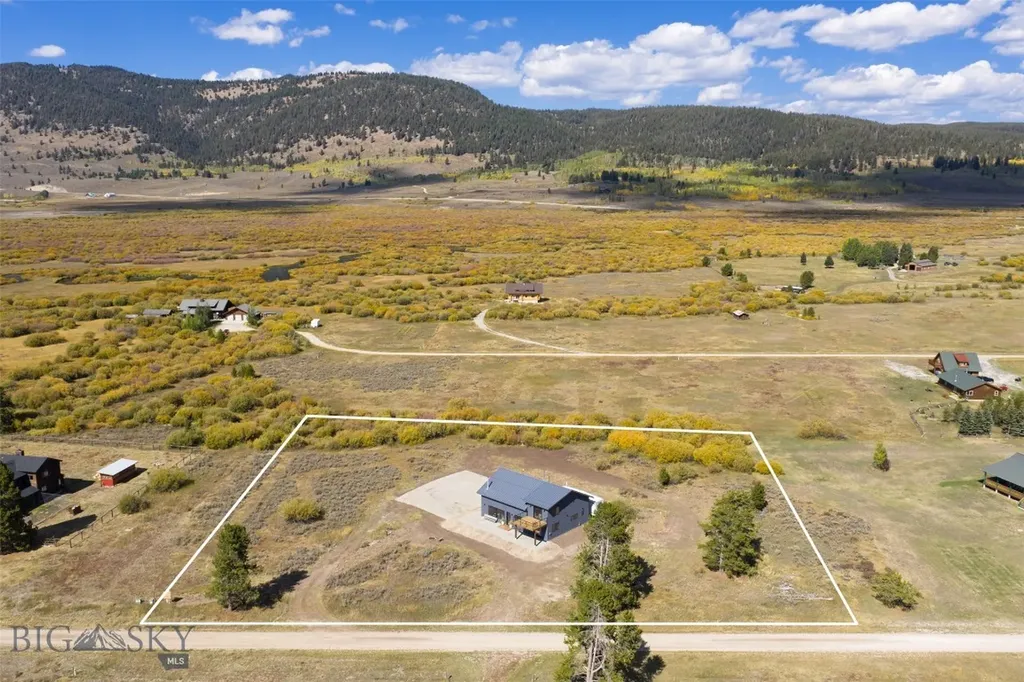 399 Egret Drive West Yellowstone MT 59758