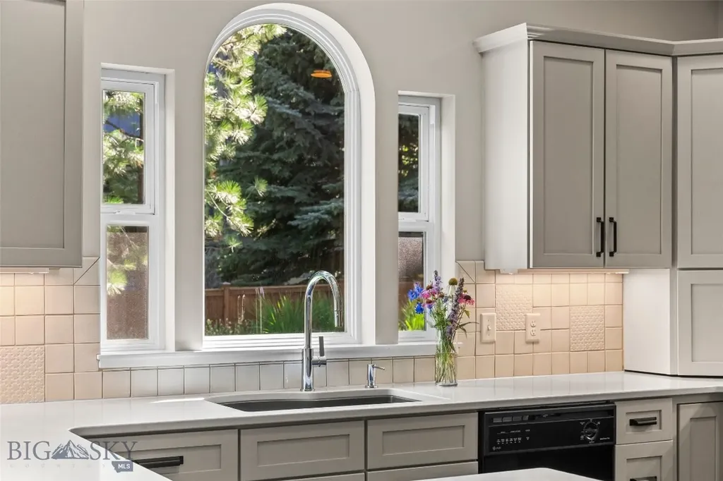 502 Cambridge Drive Bozeman MT 59715