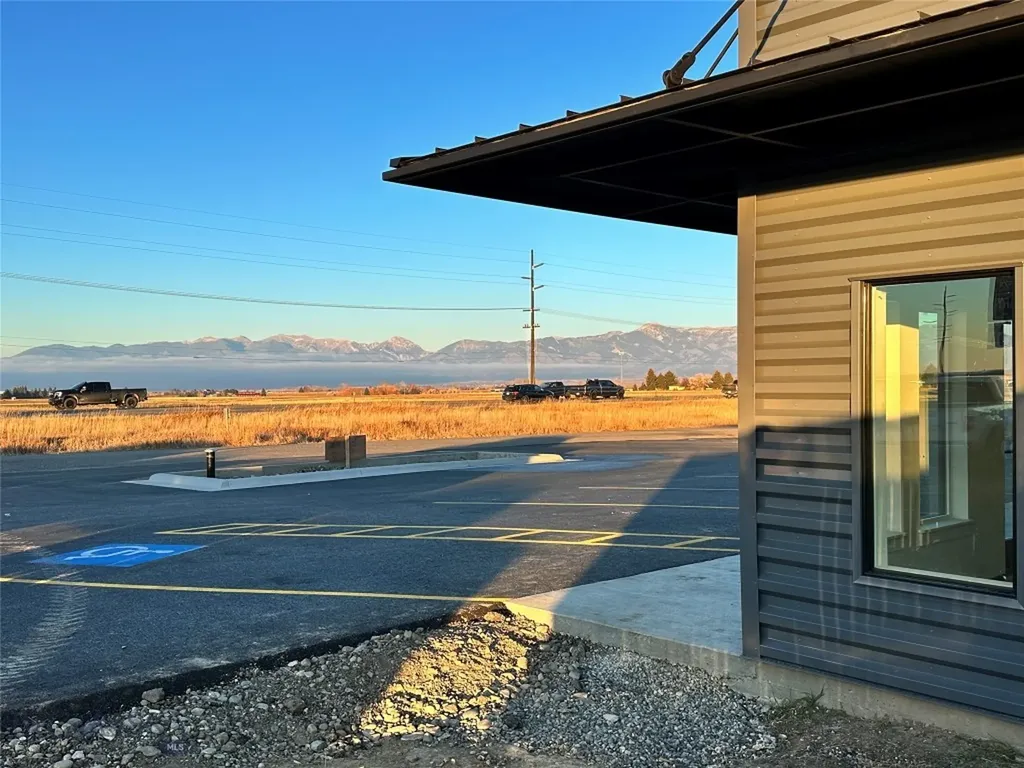 1580 Bobcat Bozeman MT 59718